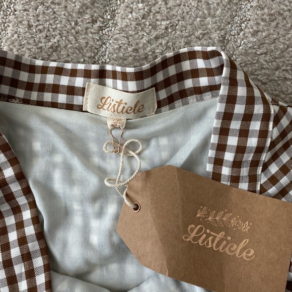 Brown plaid mini skirt! - Picture 2 of 3